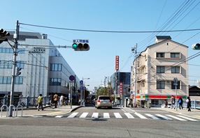 福田川から駐車場へ